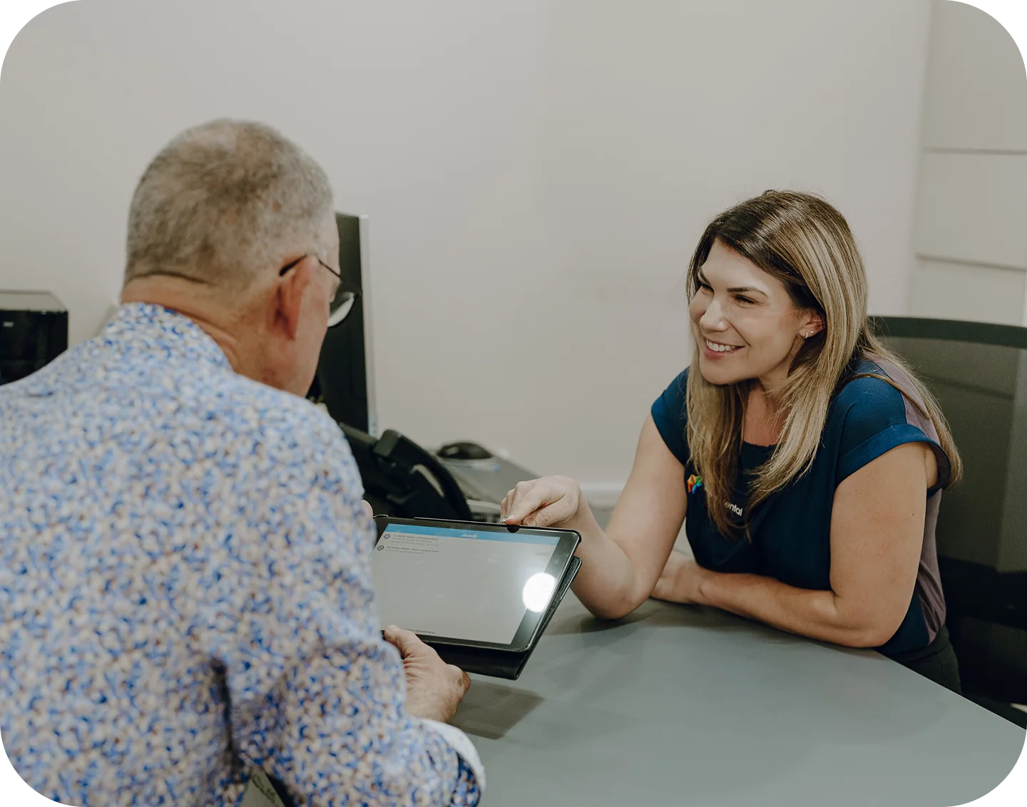 A calm dental appointment conversation for Shelley and Parkwood patients